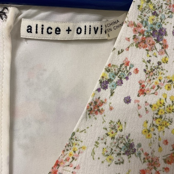 ALICE+OLIVIA MARISKA FLORAL DRESS FLUTTER SLEEVE SMOCKED WAIST TRENDING PATTERN - Picture 13 of 16